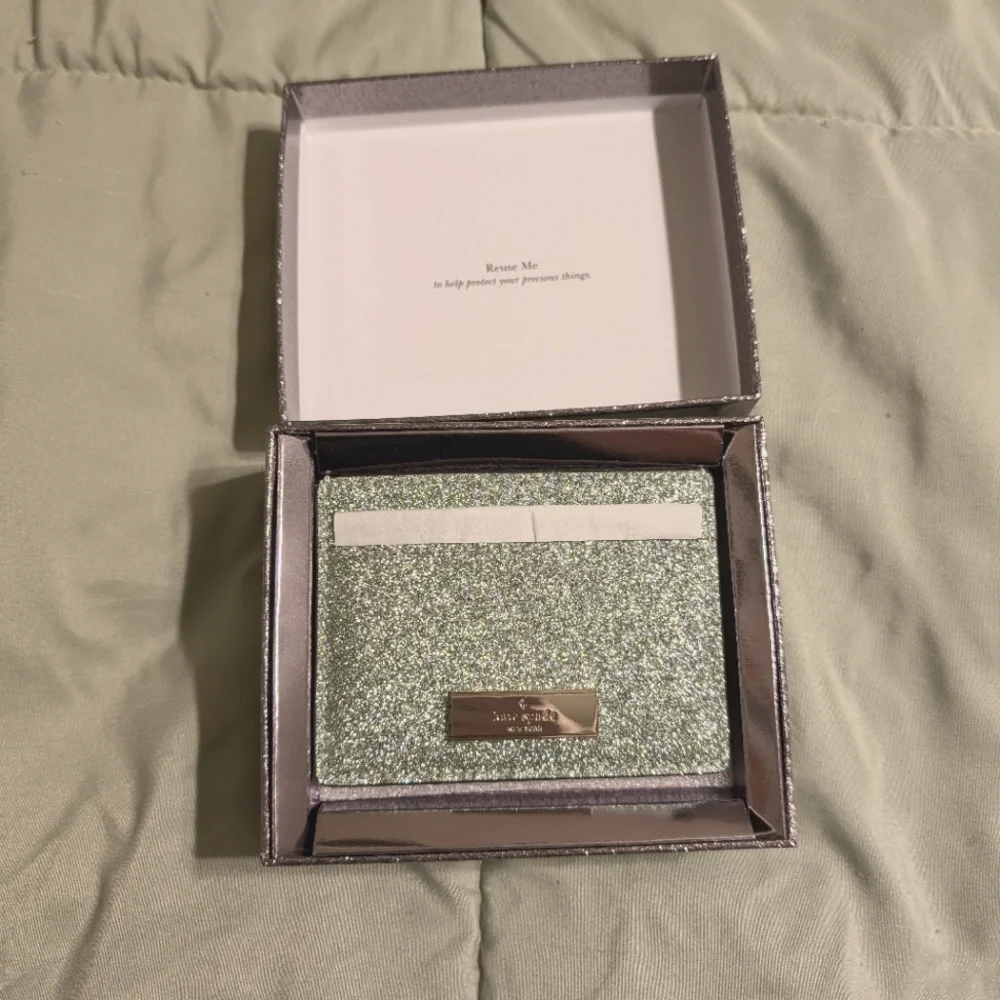 Kate Spade Silver Glitter Card Case - Picture 1 of 7